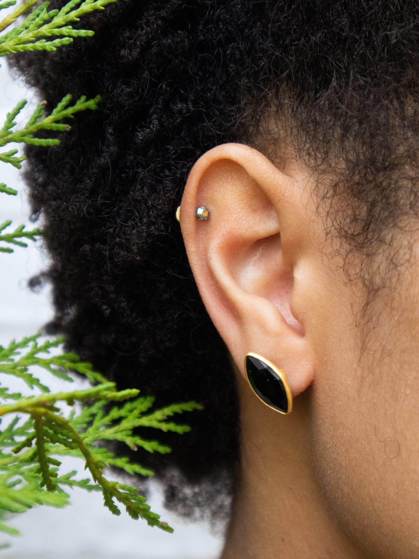 Ash & Rose earrings Mila Leaf Earrings - Gold Mila Leaf Earrings - Gold