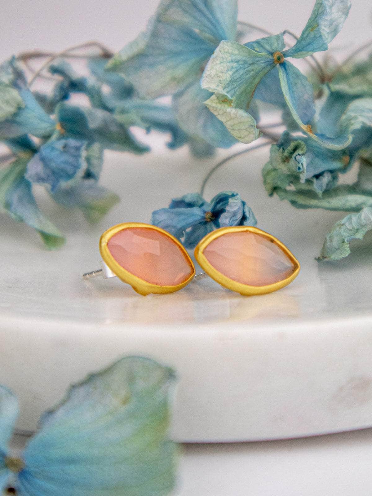 Ash & Rose earrings Mila Leaf Earrings - Gold Mila Leaf Earrings - Gold