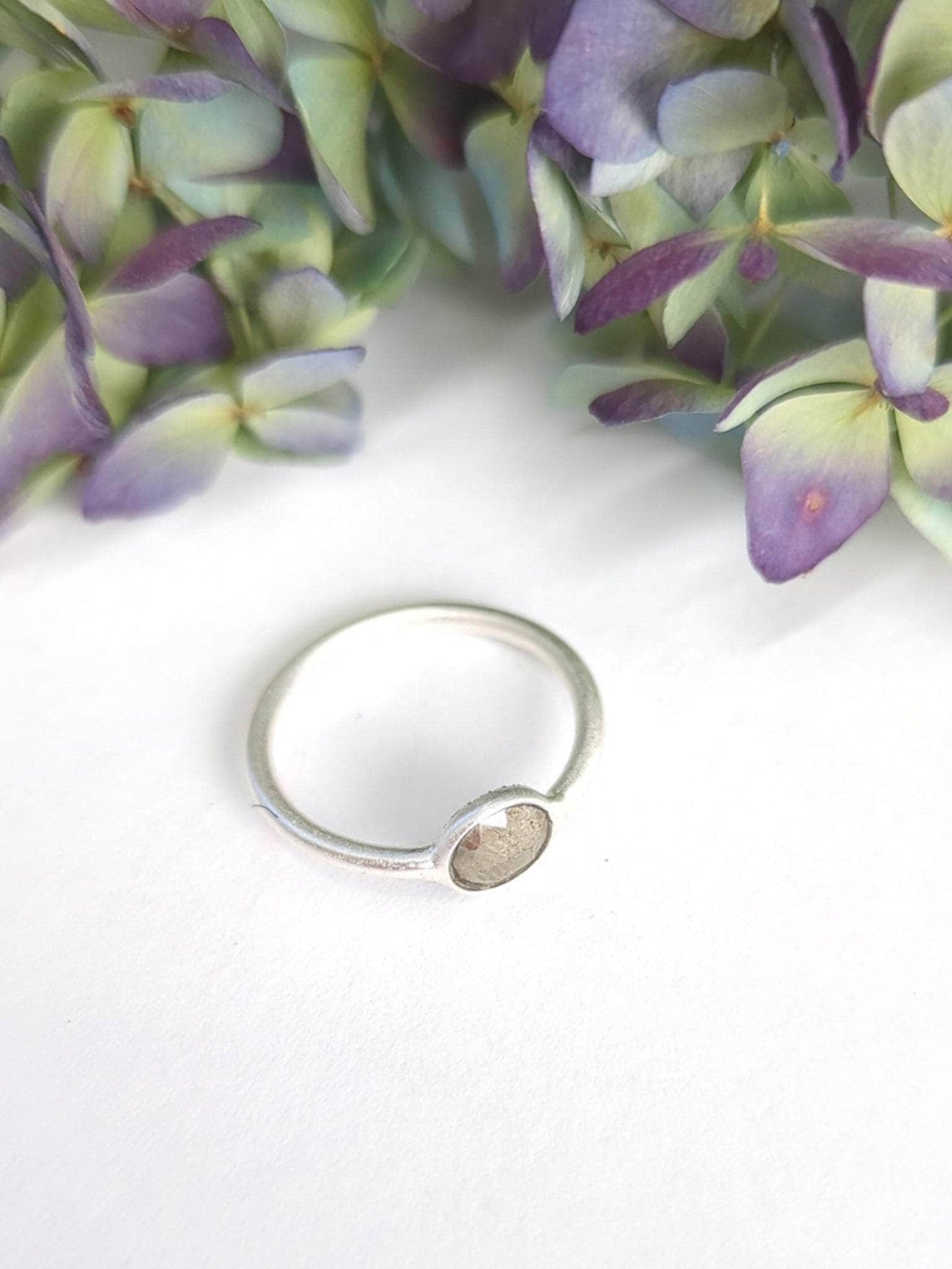 Ash & Rose ring Mini Pebble Ring - Silver Mini Pebble Ring - Silver