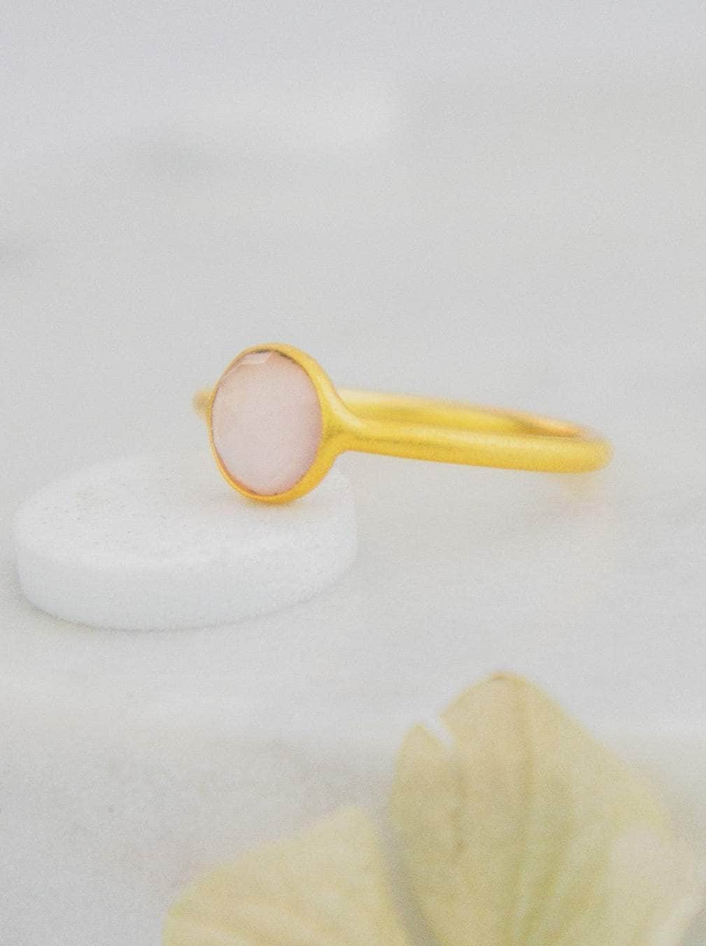 Ash & Rose ring Rose Quartz / 4 Mini Pebble Ring - Gold Mini Pebble Ring - Gold