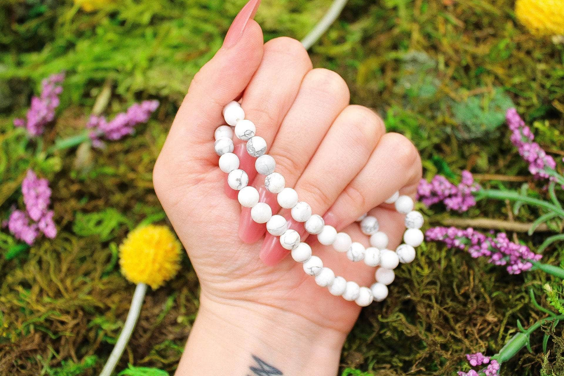 6-11 Crystals Crystal Howlite - Calming Round Bead Gemstone Bracelets