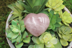 6-11 Crystals Crystal Rose Quartz Heart (rq-02) 2.75" x 2.5"