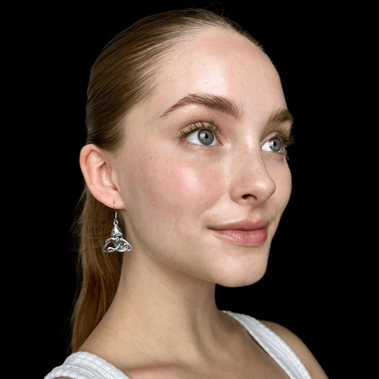 Ancient Treasures Earrings Celtic Cat on Triquetra Stainless Steel Earrings Celtic Cat on Triquetra Stainless Steel Earrings