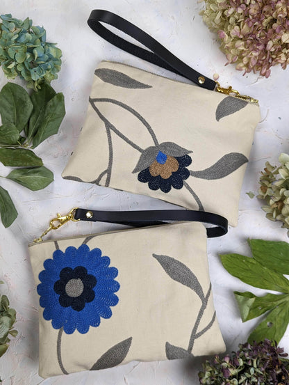 Ash & Rose Blue Poppy Wristlet Purse Blue Poppy Wristlet Purse