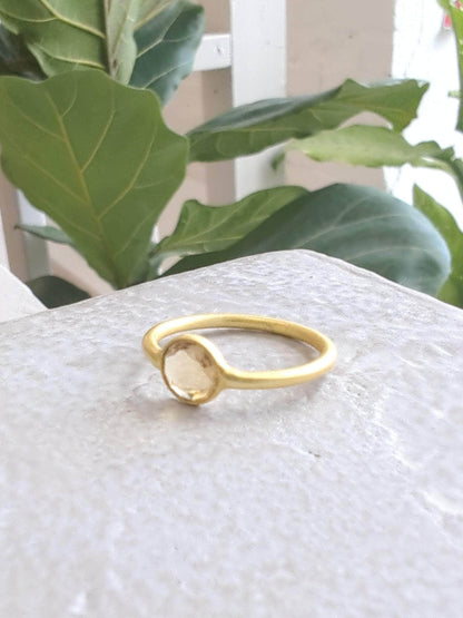 Ash & Rose ring Citrine / 4 Mini Pebble Ring - Gold Mini Pebble Ring - Gold