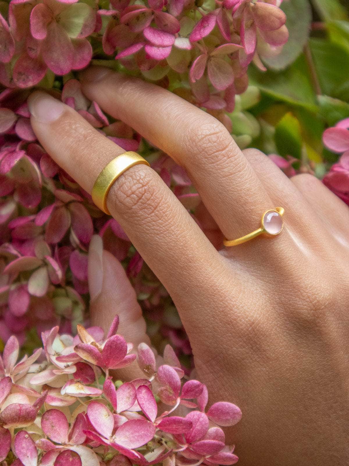 Ash & Rose ring Mini Pebble Ring - Gold Mini Pebble Ring - Gold