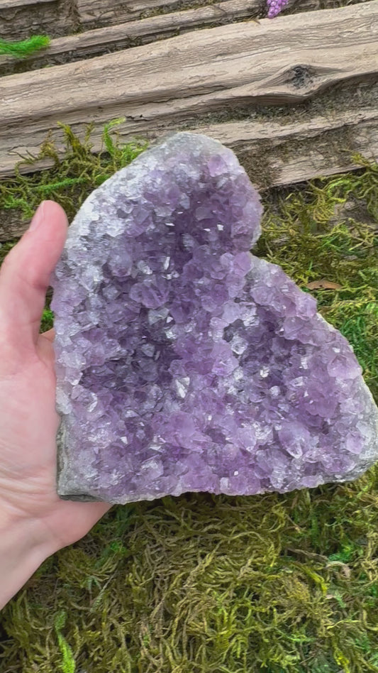 Amethyst Cathedral Specimen (am-22) 3.5" x 4.75" x 5.5"